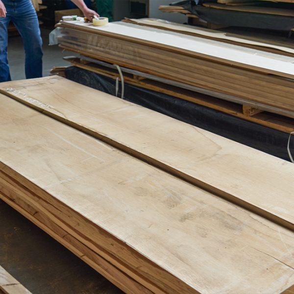 Europees eiken ruwgezaagd hout, dikte 50 mm (8/4"), F1F