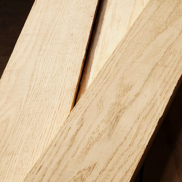 Punatammen sahapintainen sahatavara, paksuus 30 mm (5/4"), alle 2C