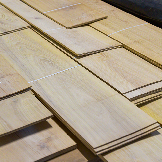 2mm Sawn Acacia Veneer, Grade A