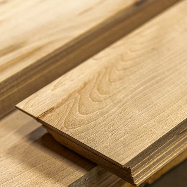 Piallaccio segato di faggio, 2mm, scelta Rustica
