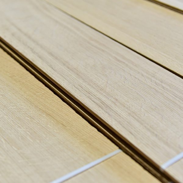 Furnir fierăstruit de stejar european, 2mm, clasa Rustic