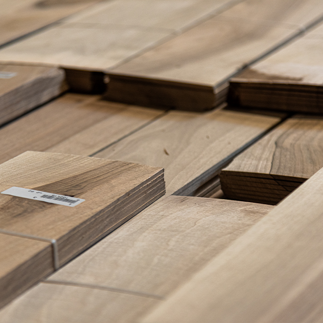 6mm Sawn Walnut Veneer, Grade Rustic