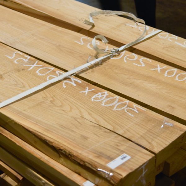 Legname segato grezzo acacia, spessore 30 mm (5/4"), 1C