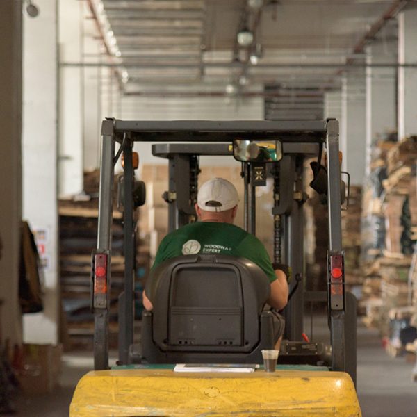 Cherestea fierăstruită brută de cireș, grosime 30 mm (5/4"), sub 2C