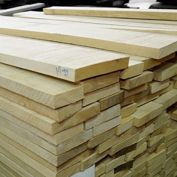 Legname segato grezzo carpino, spessore 50 mm (8/4"), sotto 2C